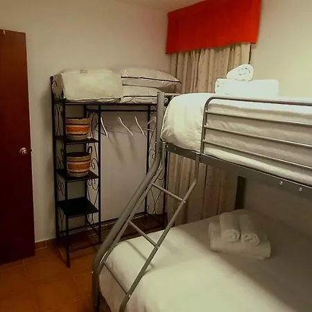 Dom wakacyjny Rural La Solana, A 12 Kilometros De En Plena Sierra, Con Piscina *